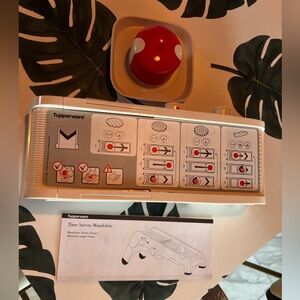 Tupperware Mandoline Slicer in Silver and Red